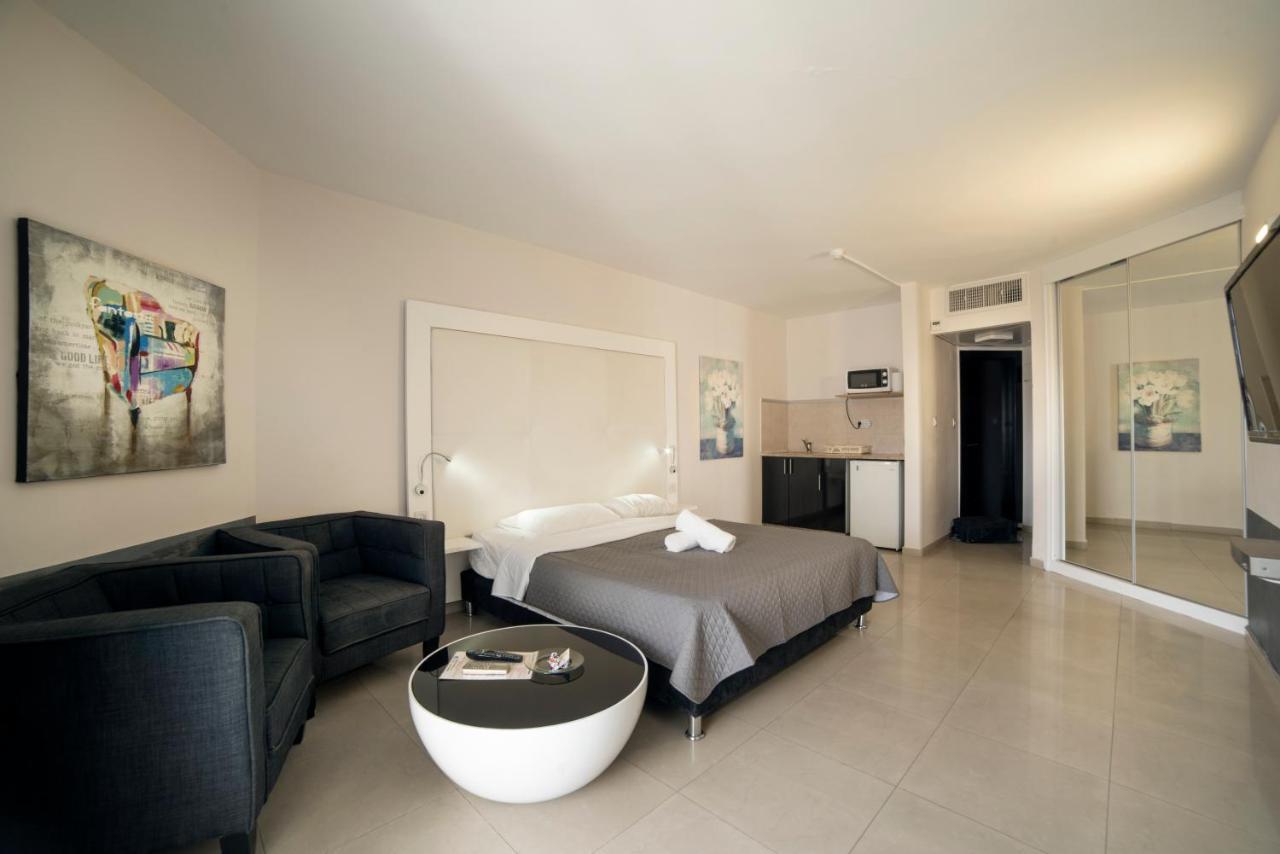 Rich Royal Suites Eilat Esterno foto