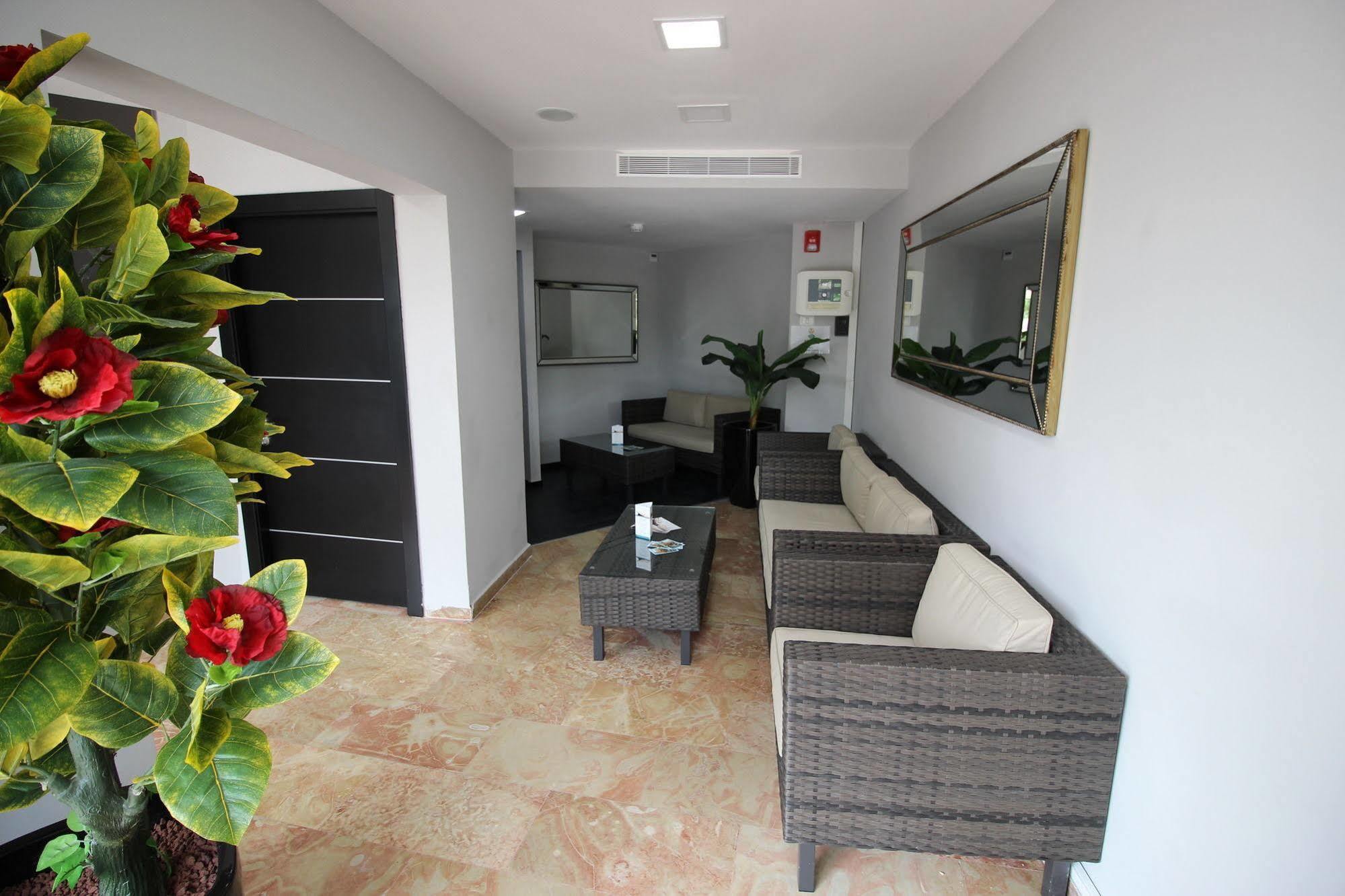 Rich Royal Suites Eilat Esterno foto